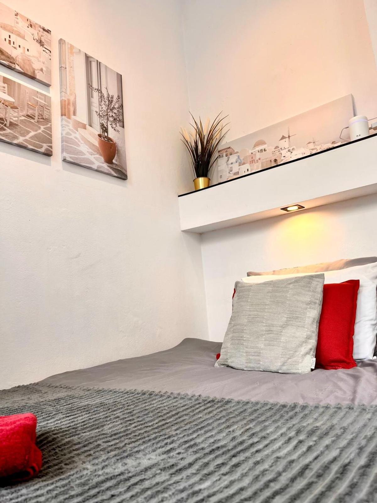 Petit 1 Bed Room Condo Warszawa Center Buitenkant foto